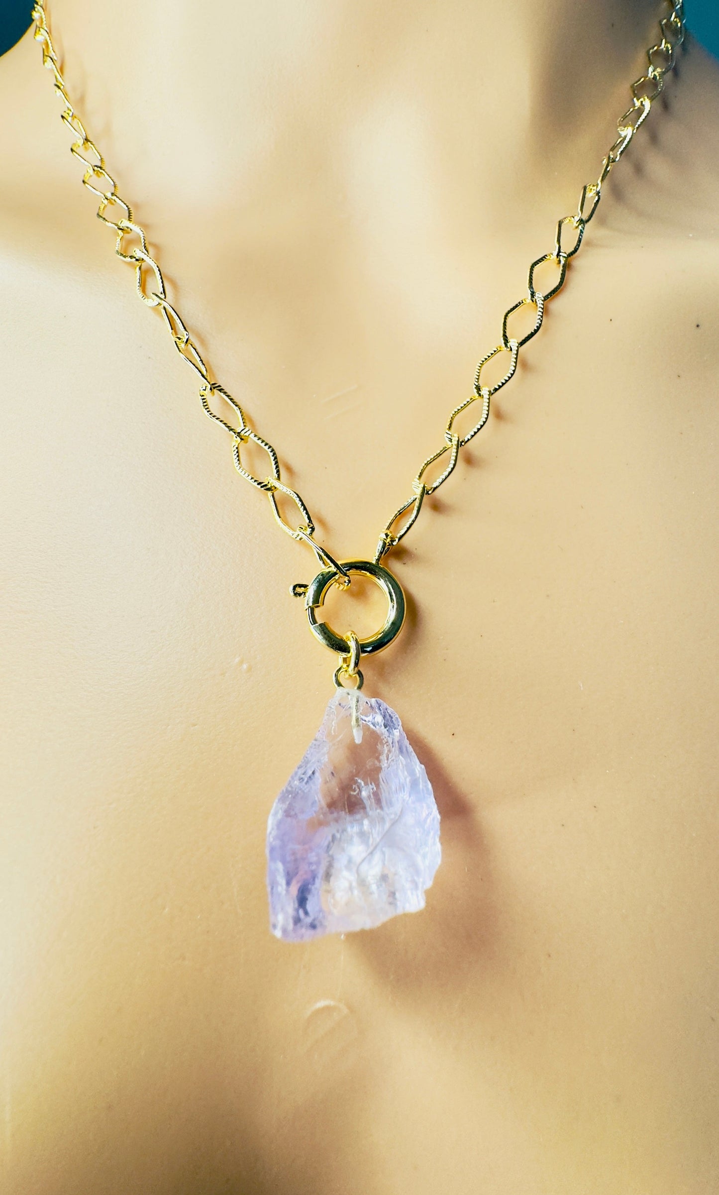 Gold Plated Oval Thread Chain with Ametista (Amethyst) – FamiBeach